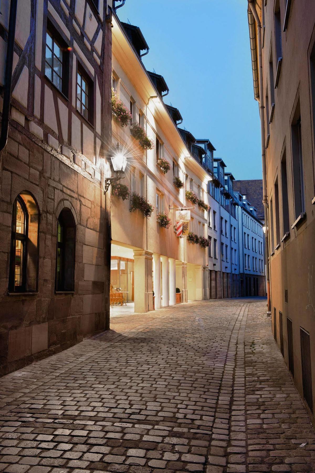 โรงแรมแอคเนสโฮฟ เนือร์นแบร์ค Nuremberg ภายนอก รูปภาพ